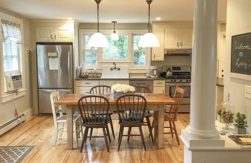 Town of Ledyard Apartment | Luxurious Village Town House in the Heart of Aurora New York