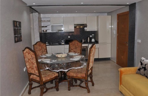 Imi Ouaddar Apartment | Luxurious waterfront apartment