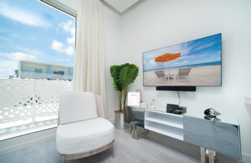 Seven Mile Beach Apartment | Luxury 1 bed apartment near Seven Mile Beach at The Grove - Villa Deluxe