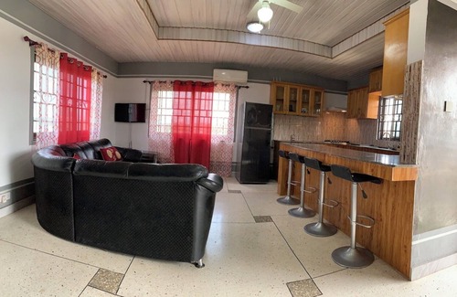 Ngleshi Amanfro House | Luxury 1 Bedroom Ensuite house in Galilea Amanfro