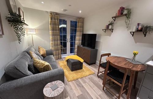 Stoney Middleton Apartment | Luxury 1 Bedroom Apartment - Rock Mill 20