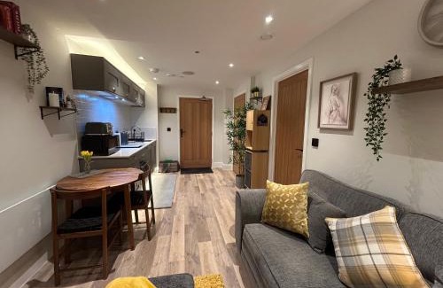 Stoney Middleton Apartment | Luxury 1 Bedroom Apartment - Rock Mill 20