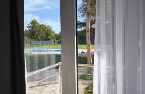 Trn Villa | Luxury 12-Bed Villa w/AC Heated Pool & EV Charger – Near Mostar & Kravice Falls
