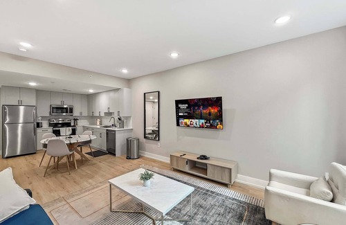 Northern Liberties Apartment | Luxury 1BD | 2 Beds | Northern Liberties