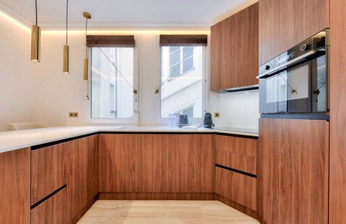 Chaillot Apartment | Luxury 1BR apartment - Champs Elysees