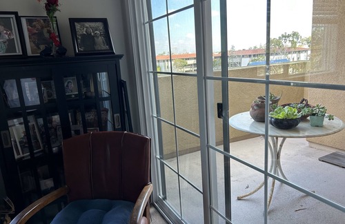 Torrance Condo | Luxury 2 Bdrm Condo in 55+ Secure Quiet Bldg
