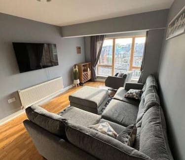Cork City Centre Apartment | Luxury 2 bed fully equipped city centre apartment