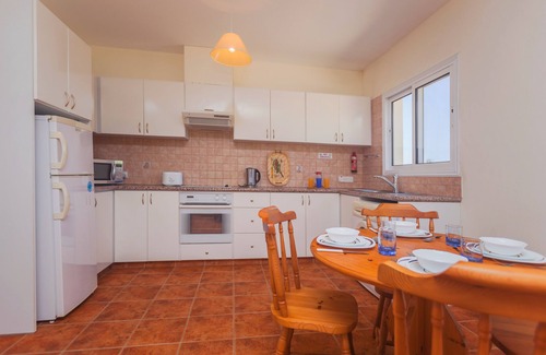 Polis Apartment | Luxury 2 bedroom apartment, pool, excellent views, by the sea, central location
