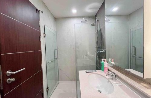 Chang Khlan Apartment | Luxury 2B room Chiangmai cityA1001