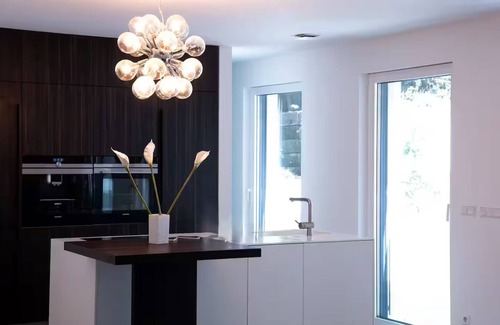 Neudorf-Weimershof Apartment | Luxury 2BD Apartment w/Parking & Terrace