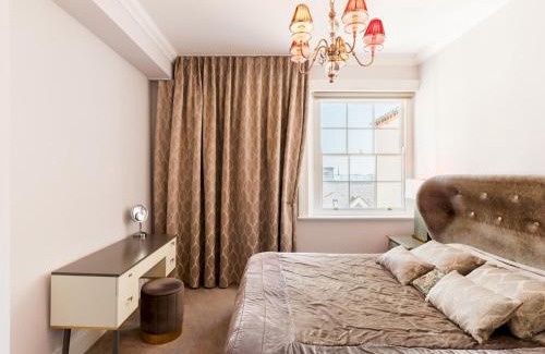 Leamington Spa Apartment | Luxury 2Bed In The Heart Of Leamington w Parking Pass the Keys