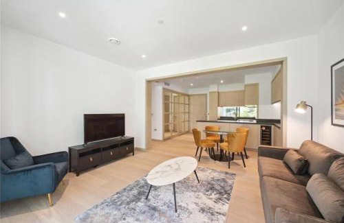 Vauxhall Apartment | Luxury 2BR next to US Embassy with River Views