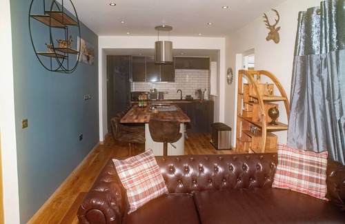 Isle of Skye House | Luxury 3 Bdrm Seaview Cottage by the Fairy Pools
