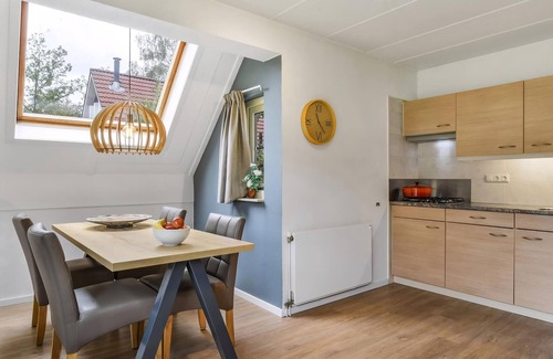 Enter House | Luxury 4-person bungalow in the holiday park Landal Landgoed De Elsgraven