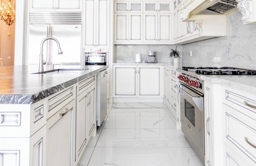 Vaughan House | Luxury 4000 sqft Vaughan Estate + Gazebo + Pool