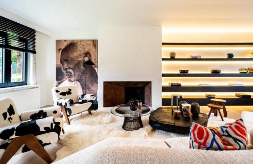 Waterloo Villa | Luxury 455m2 Villa in Waterloo