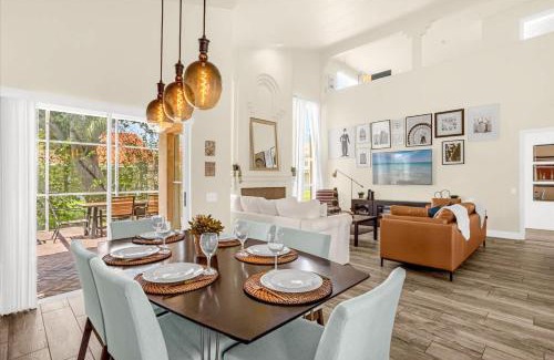 Ventura House | Luxury 4BR Home at Ventura Golf and Country Club