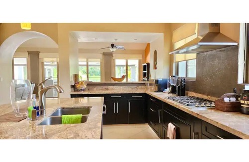 Playa Blanca House | Luxury 4BR Villa + Guesthouse & Pool @Buenaventura