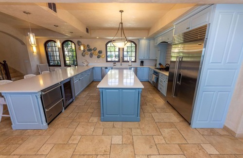 Contant Farms Villa | Luxury 5 Bedroom Waterfront Property