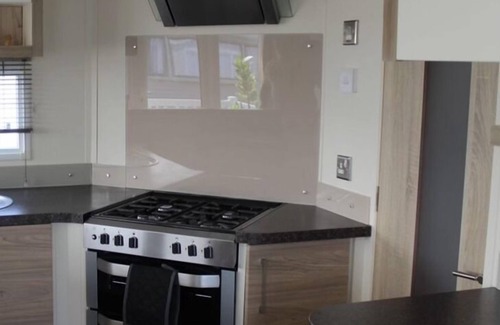 Towyn House | Luxury 6 Berth Caravan at Lyons Winkups, Towyn, North Wales