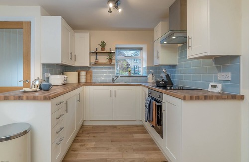 Gwynedd- Snowdonia Cottage | Luxury Accommodation in an Old Turbine House in Betws Y Coed | Pwerdy