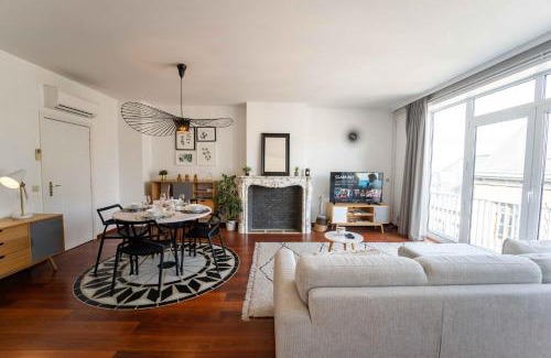 Mons Apartment | Luxury Apart' MONS City Center with Terrace