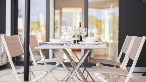 Mons Apartment | Luxury Apart' MONS City Center with Terrace