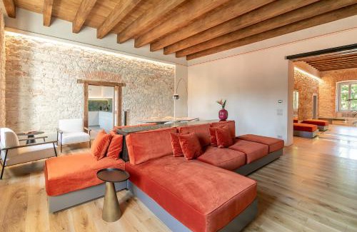 Peschiera del Garda City Centre Apartment | Luxury Apartment Peschiera