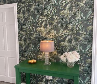 Moycullen Apartment | Luxury Apartment, bed and breakfast