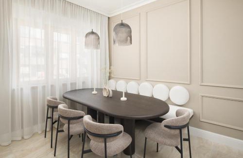 Bacvice Apartment | Luxury Apartment Bellux Stay for 5, Split Old Town and Bacvice Sandy Beach