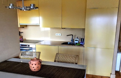 Jaca Apartment | Luxury apartment in Jaca with garage. Wifi. Beautiful views
