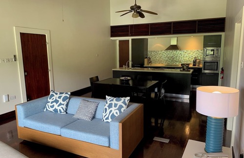 Marigot Bay Apartment | Luxury Apartment in the Zoetry Marigot Bay Resort Hotel with bay views