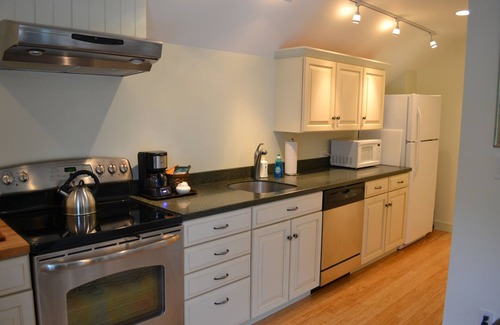 Blue Hill Apartment | Luxury Apartment in the Heart of Blue Hill Village