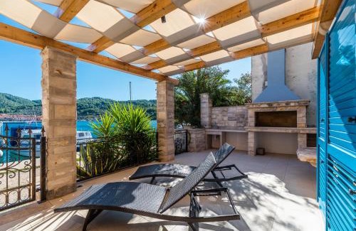 Vela Luka Apartment | Luxury Apartment Marina View No 1