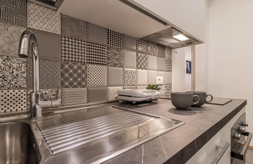 Trieste City Centre Apartment | Luxury Apartment Near Central Station of Trieste