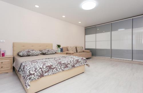Zarichnyi District Apartment | Luxury Apartment neer Manufaktura on Kharkovskaya