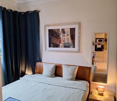 Gambetta Apartment | Luxury Apartment NICE CENTER BEACH 3 min walk , FREE parking