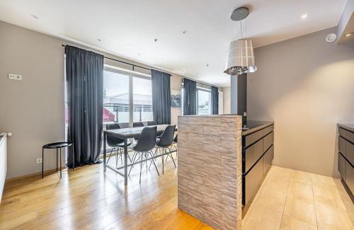 Hliðar Apartment | Luxury apartment, Prime Location