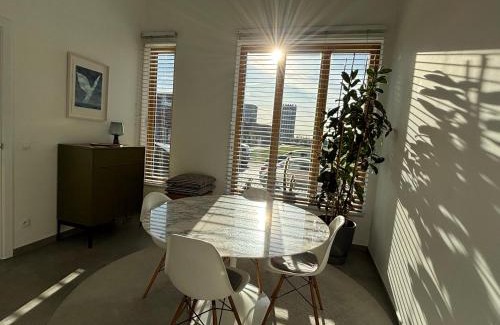De Kaaien Apartment | Luxury apartment, private terrace & FREE PARKING