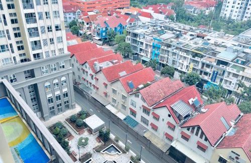 Binh Chanh Apartment | Luxury apartment, with pool, kitchen, balcony, netflix