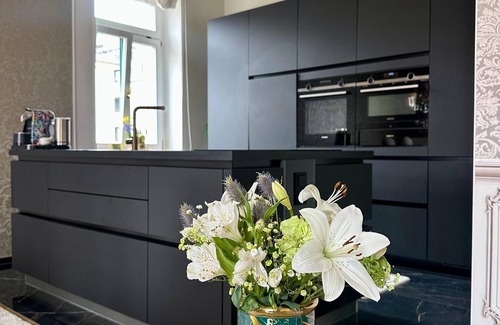 Outer Neustadt Apartment | Luxury apartment "Zoras Welt" in prime location in Dresden Neustadt
