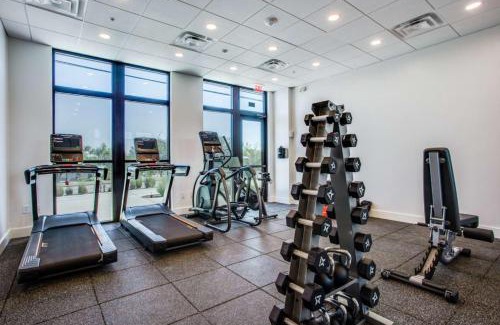 Riverside Apartment | Luxury Apartments in Riverside Austin - 10mins to Airport