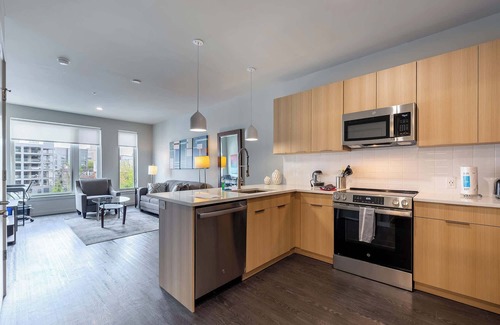 White Plains Apartment | Luxury Apt Downtown S