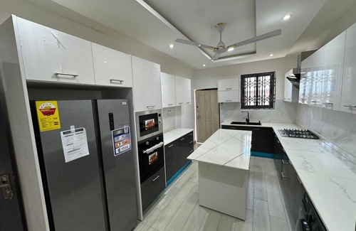 North Ridge Apartment | Luxury Apt