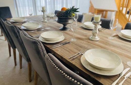 Chipping Norton House | Luxury Barn near Soho Farmhouse