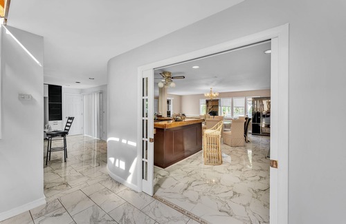Bay Shore House | LUXURY BAY SHORE HOME