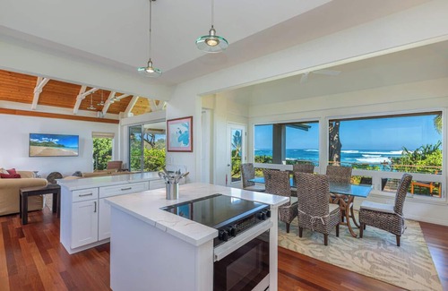 Wainiha House | Luxury Beachfront Home in Haena