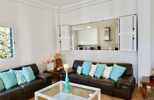 Cala d'Or House | Luxury Beachfront Villa on the beach, 40M to town. Private and peaceful. Bliss
