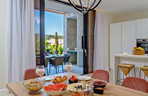 Necujam Villa | Luxury Beachfront Villa Raquel Solta with Private Pool, Gym with Seaview