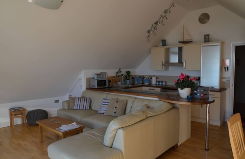 Praa Sands Apartment | Luxury Beachside Penthouse with Stunning Sea Views